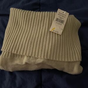 Banana Republic NWT XL GREEN COWL NECK SWEATER FLAW